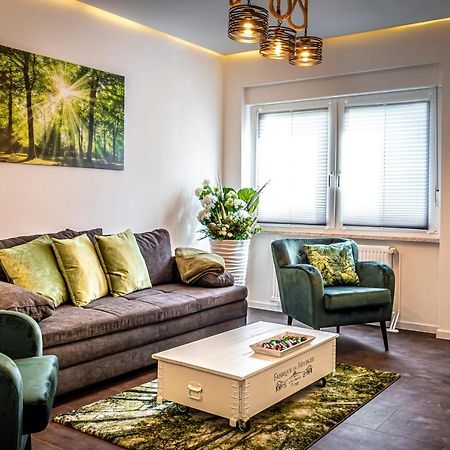 Komfortable Ferienwohnung In Halle ハレ エクステリア 写真