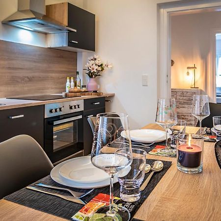 Komfortable Ferienwohnung In Halle ハレ エクステリア 写真