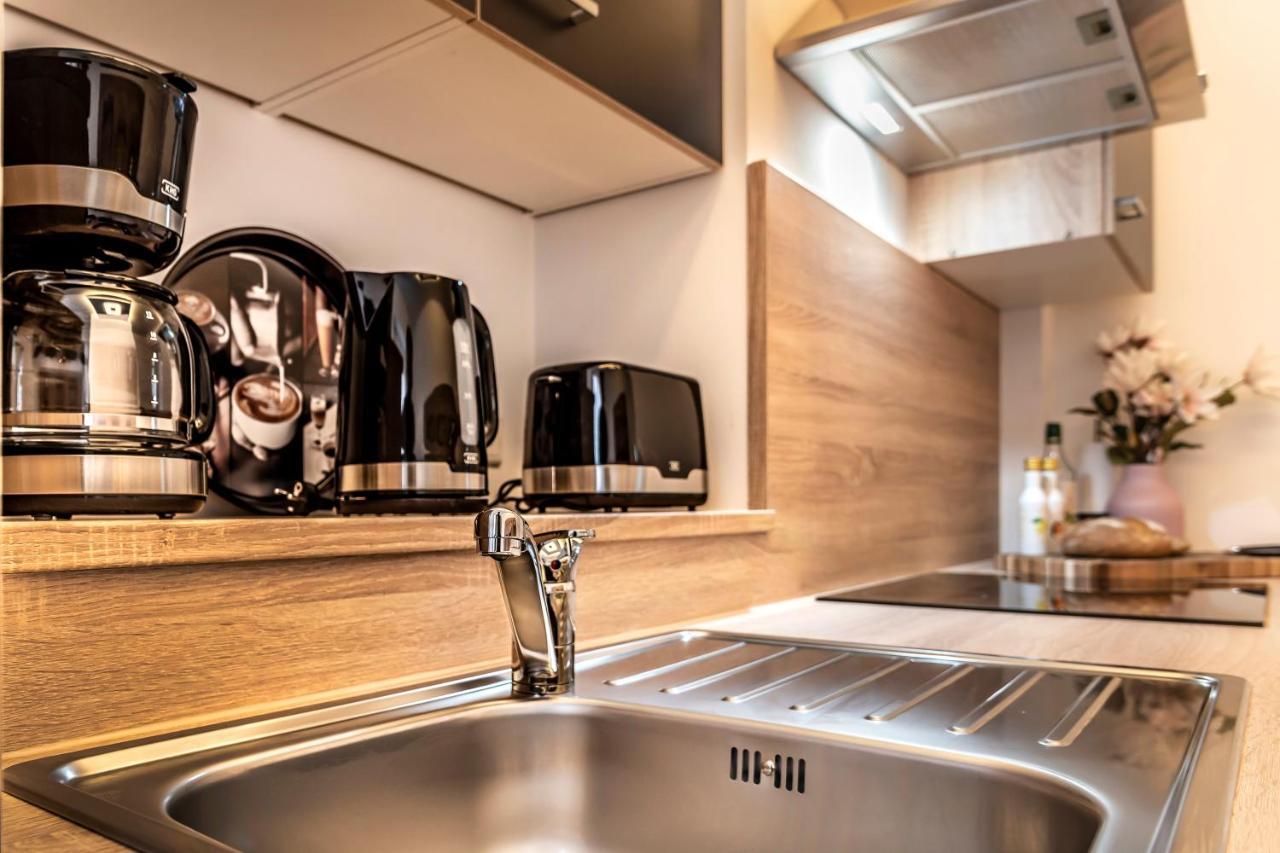 Komfortable Ferienwohnung In Halle ハレ エクステリア 写真