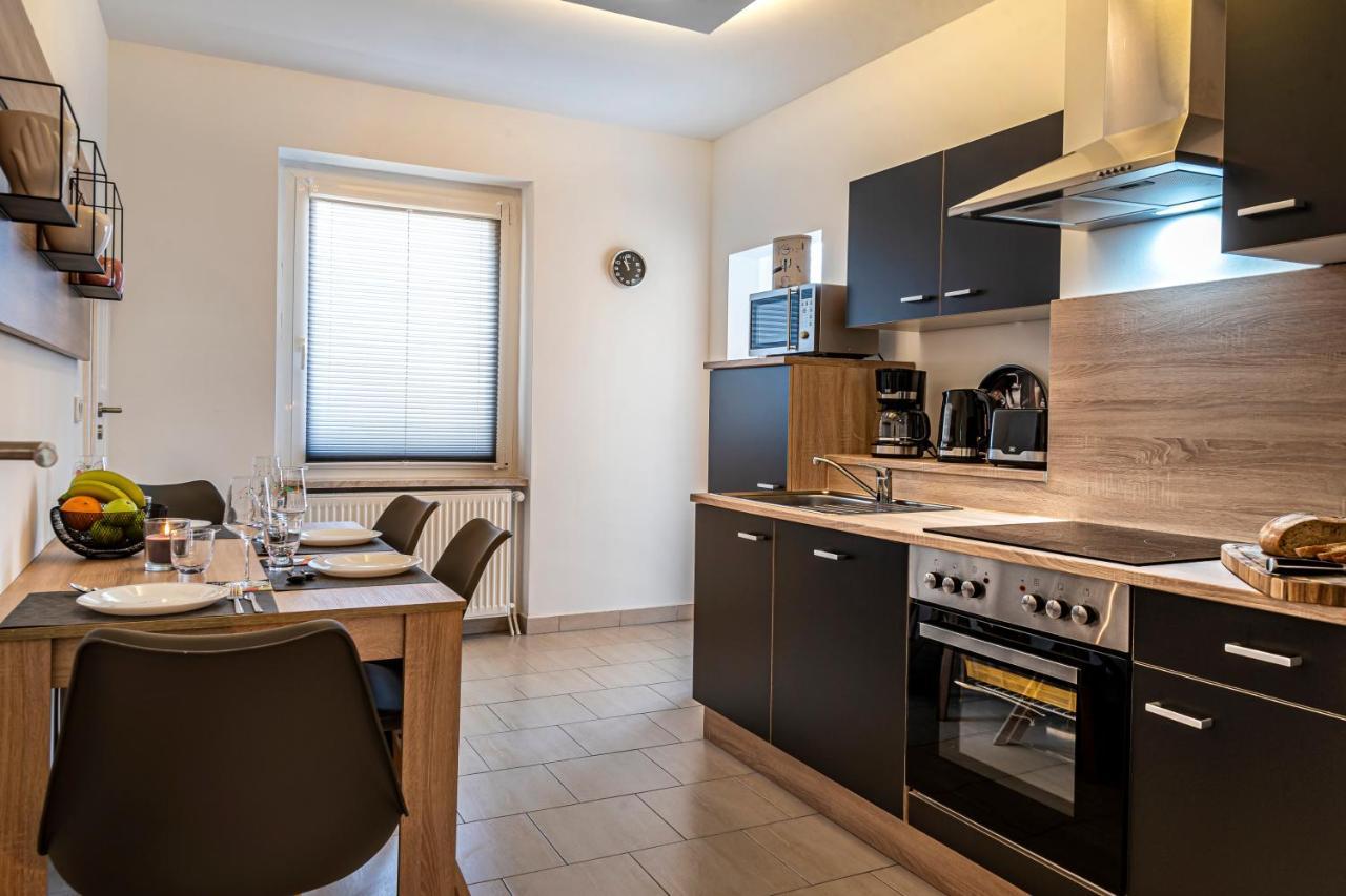 Komfortable Ferienwohnung In Halle ハレ エクステリア 写真